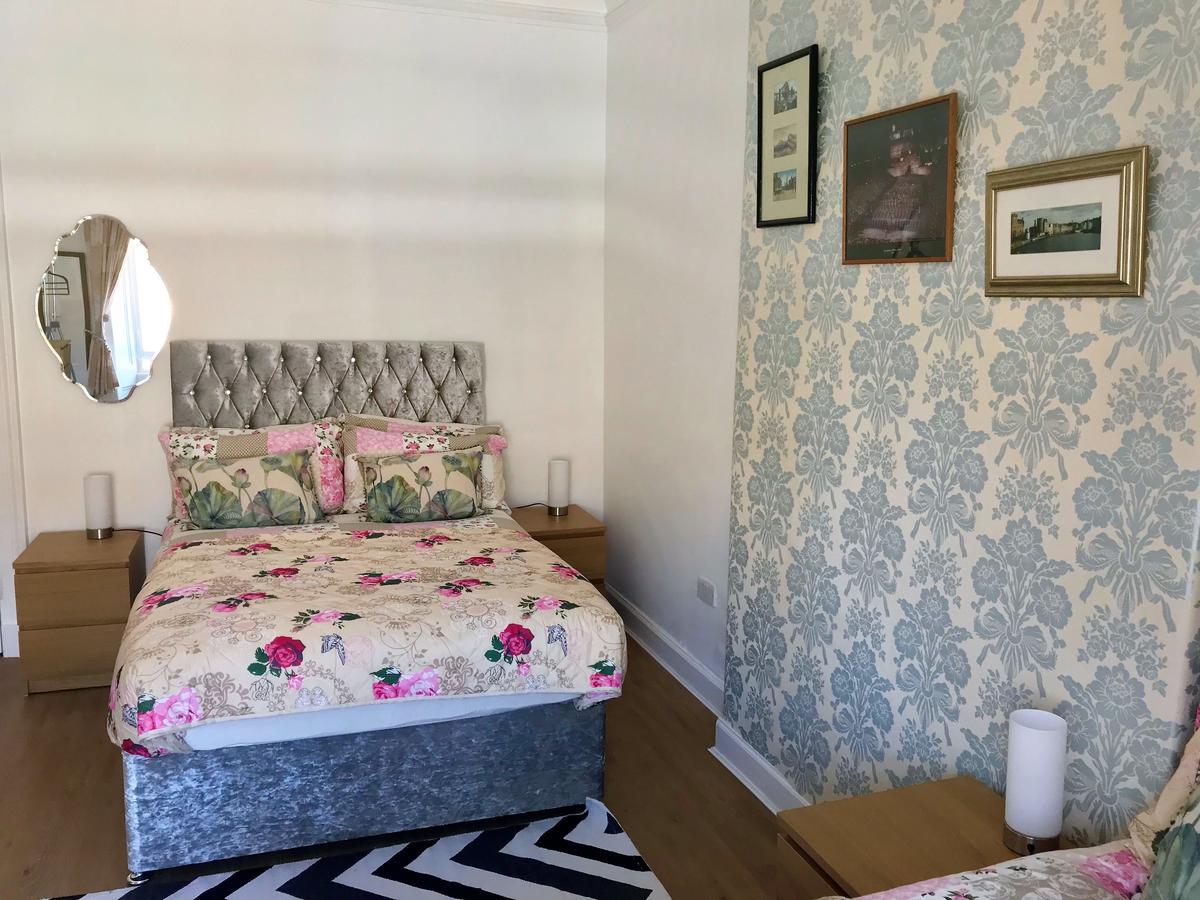 233 Leith Apartment Единбург Екстериор снимка
